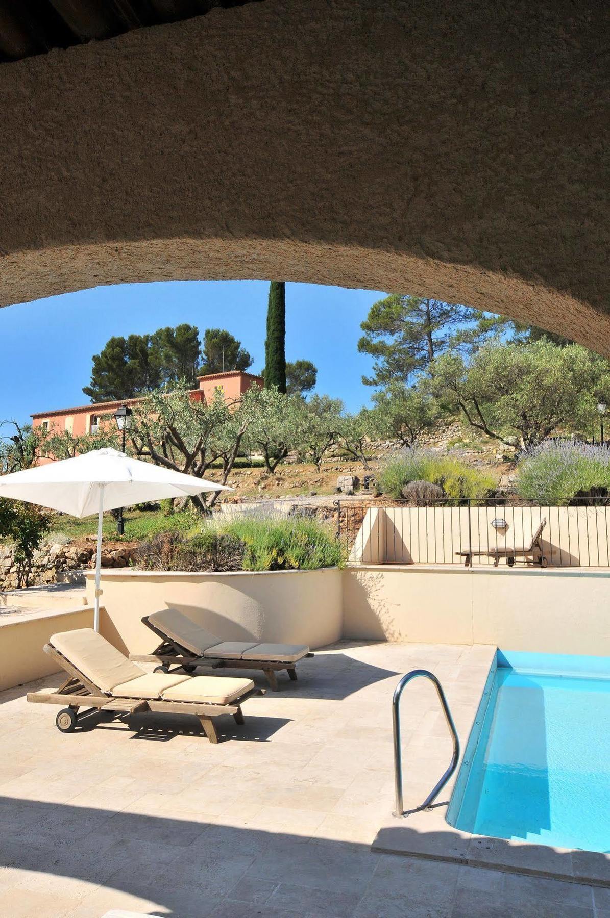 Domaine Rabiega Hotel Flayosc Exterior foto